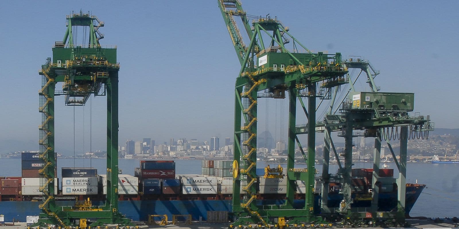Brasil exporta mais do que importa em maio e já acumula superávit de US$ 35 bi no ano
