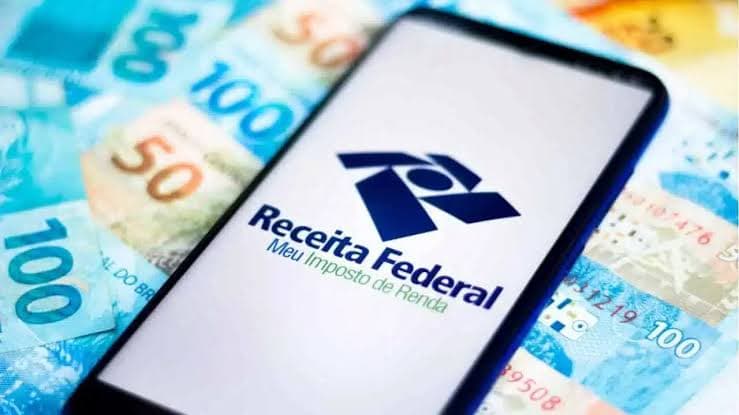 Receita Federal paga, hoje, quase R$ 7 bilhões em restituições do Imposto de Renda