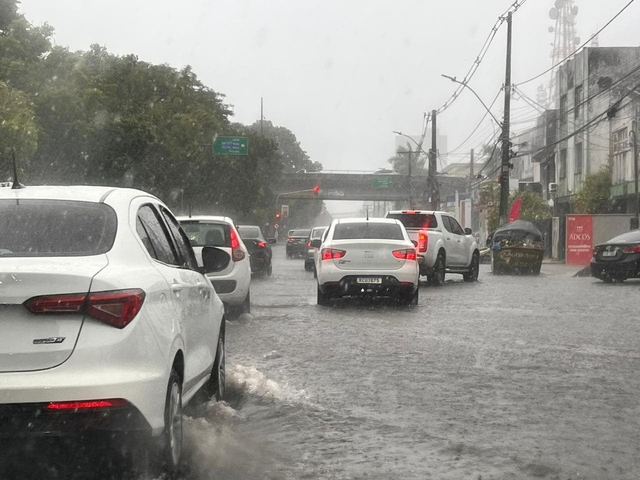 Comitê de Crise em alerta em decorrência das fortes chuvas desta terça em Feira