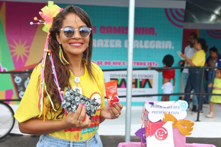 Micareta de Feira quase 4 mil testes de ISTs feitos, 75 deram positivo, 62 para sífilis, oito para HIV, três para hepatite C e dois para hepatite B