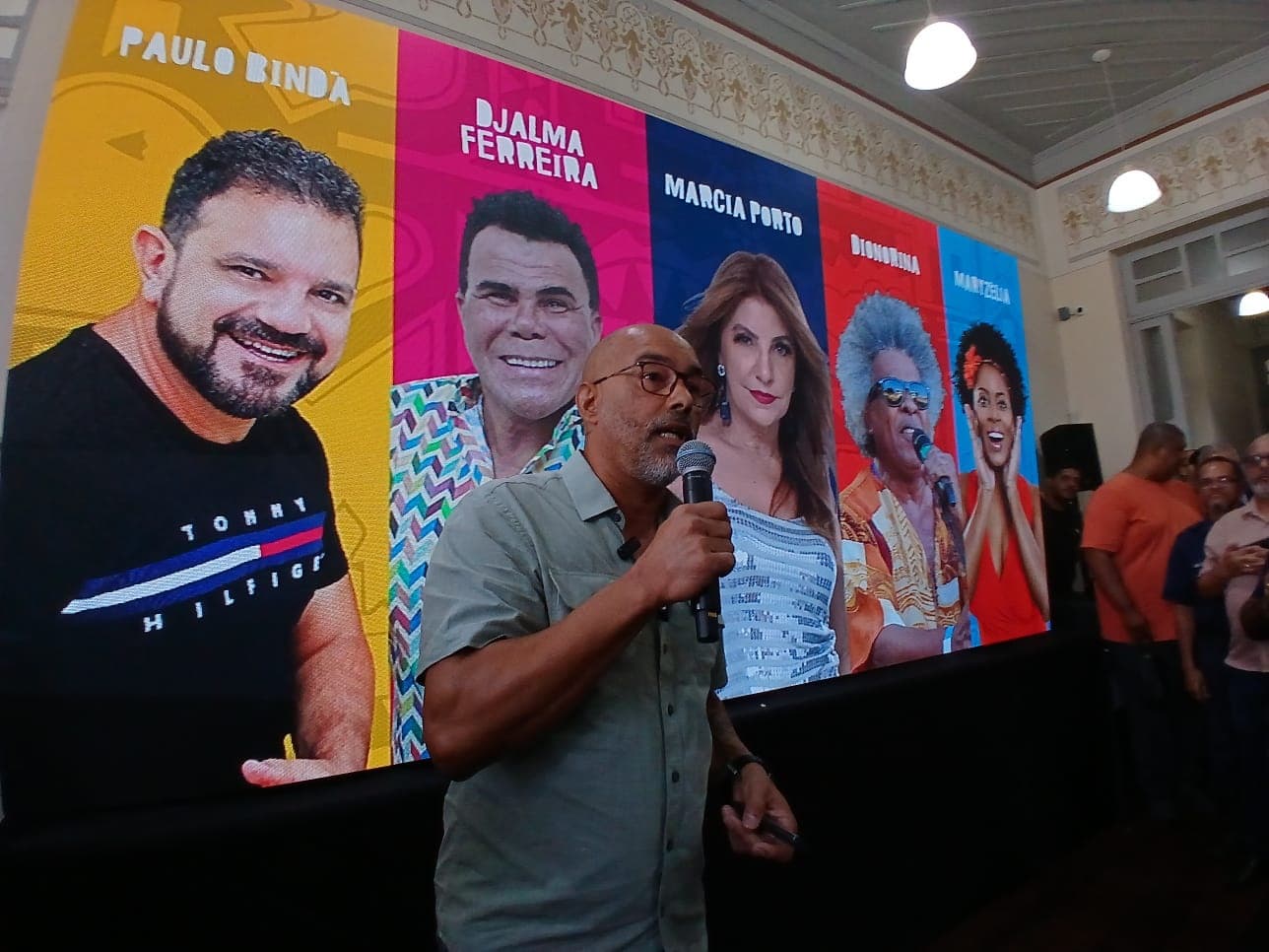 Micareta 2025 é lançada com grandes atrações, homenagem a Juraci Dórea e referência aos 40 anos do axé