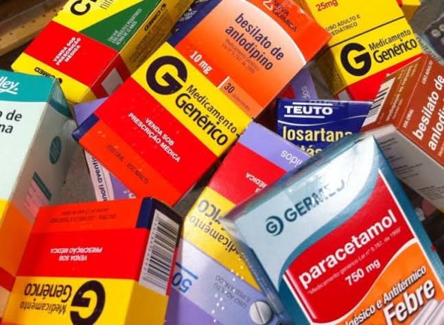 Todos os cidadãos podem retirar remédios de graça ou com desconto pelo programa Farmácia Popular