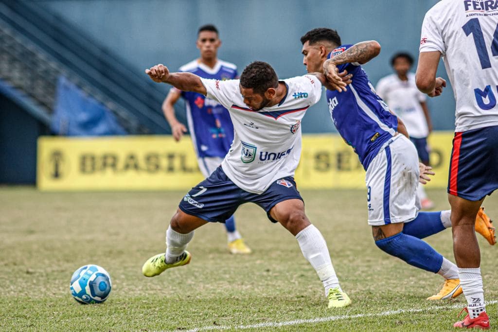 Bahia de Feira avança para as quartas de final