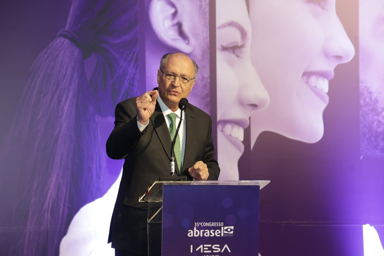 O Vice-Presidente Geraldo Alckmin reafirmou seu compromisso com o fortalecimento do setor de bares e restaurantes