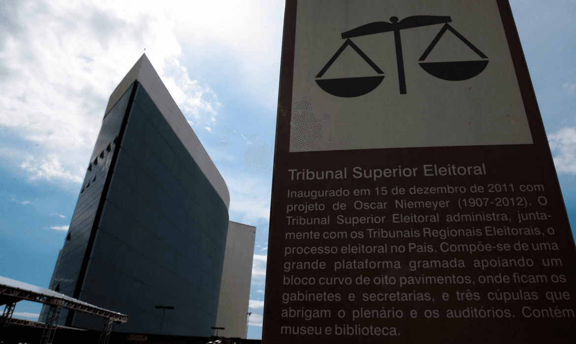 Aprovada na Câmara, minirreforma eleitoral só valerá em 2024, se for concluída até 6/10