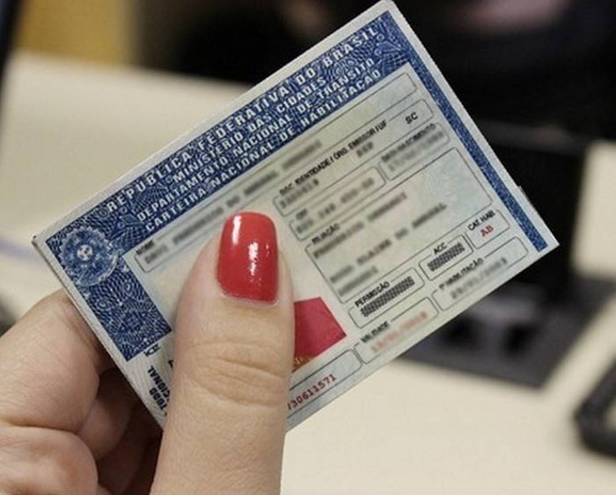 Novas regras para tirar CNH começam a valer esta semana; “bom condutor” terá renovação automática do documento