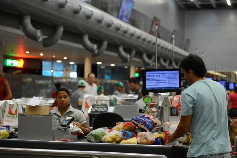 Inflação cai em junho: 0,39%. Taxa é menor que em maio e que a do ano passado