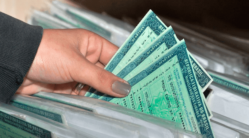 Reta final para pagar IPVA das placas terminadas em 5 e 6