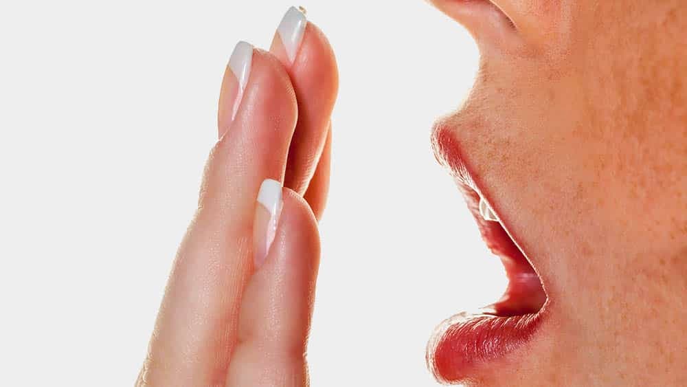 Mau Hálito: 5 dicas para se livrar do problema