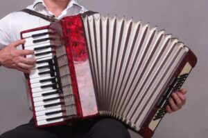 Neném do Acordeon é atração do 15º Festival de Sanfoneiros do Cuca/Uefs nesta sexta (22); confira a programação