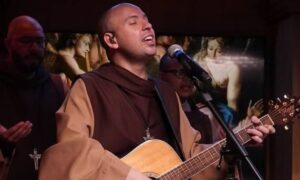 Frei Gilson se apresenta em Alagoinhas em novembro no Evangeliza Show Católico
