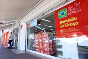 Setor das farmácias espera faturar mais de R$ 200 bilhões em 2025; o Brasil já soma mais de 124 mil farmácias