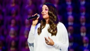 Ivete Sangalo volta aos shows após acidente e cita cuidado de Deus