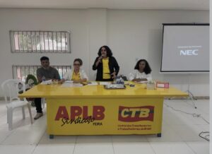APLB: Assembleia aprova paralisação da Rede Municipal e indica possibilidade de greve