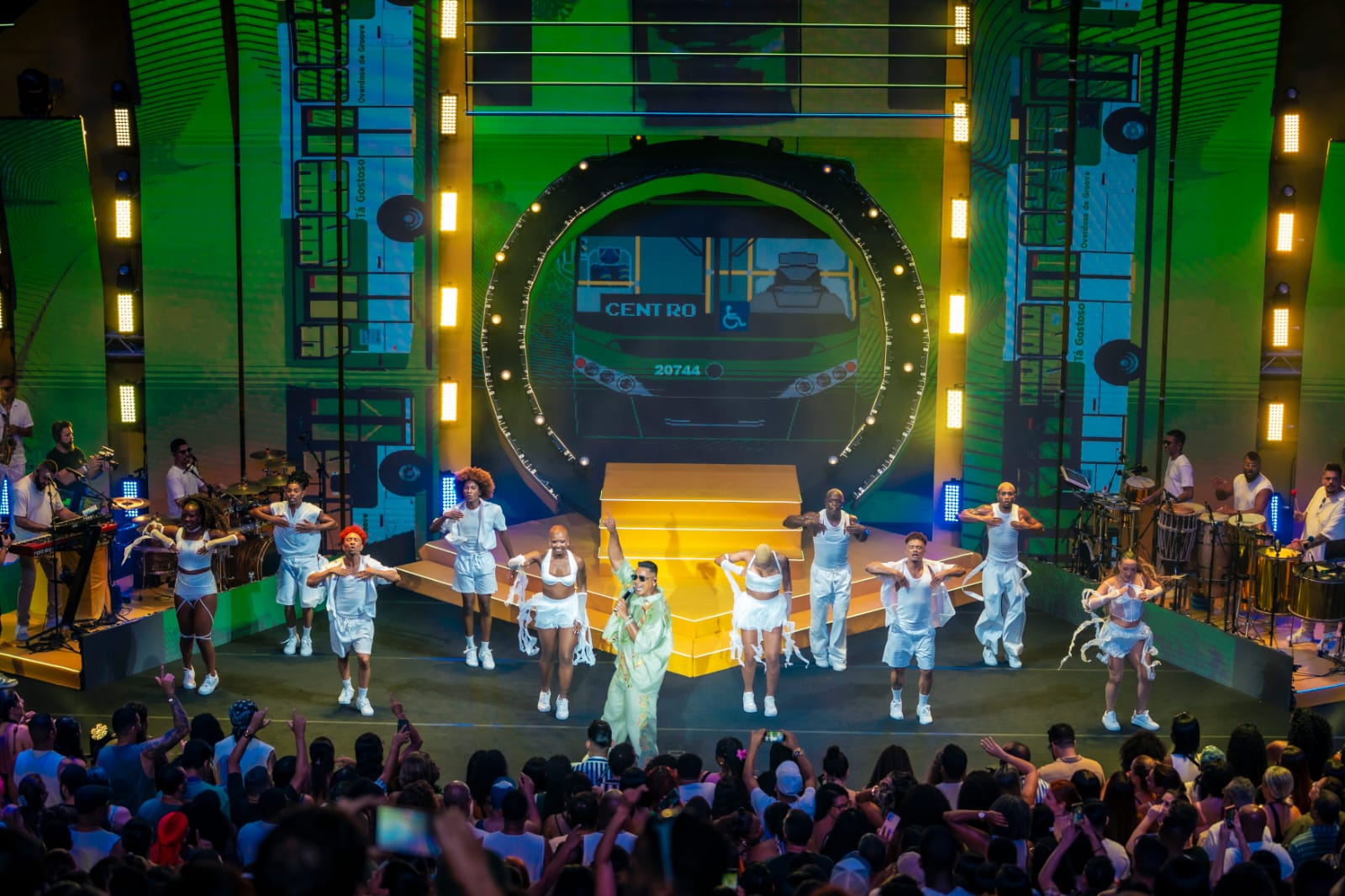 Xanddy Harmonia lança duas faixas autorais