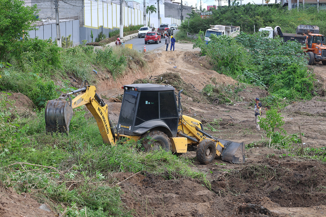 Trânsito na Avenida Artêmia Pires será alterado a partir de 29 de junho para avanço das obras de duplicação