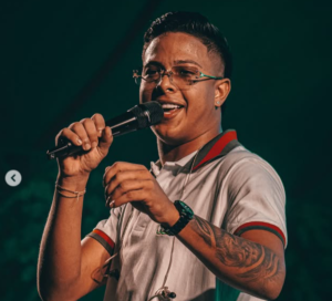 Juninho Moraes é atração dos 5 anos do Arraiá da Villa Subaé em Feira de Santana; evento gratuito