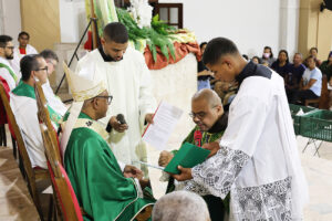 Frei Giovanni assume reitoria do Santuário Santo Antônio dos Capuchinhos de Feira de Santana