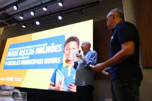 Prefeito José Ronaldo anuncia investimento superior a R$ 126 milhões na educação